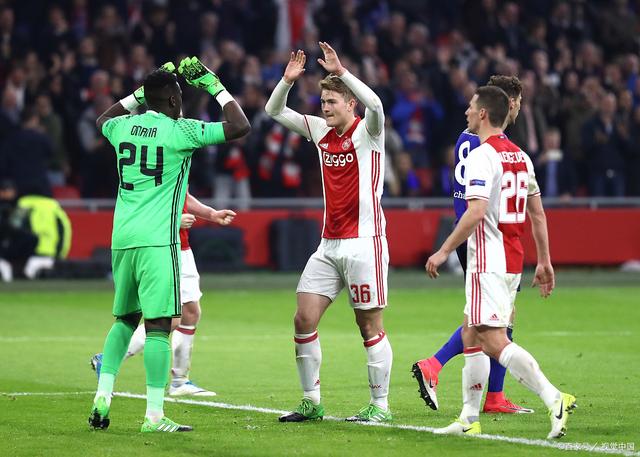 开云体育网页版登录入口-阿贾克斯赢得关键战役，冲刺夺冠梦想更进一步！的简单介绍