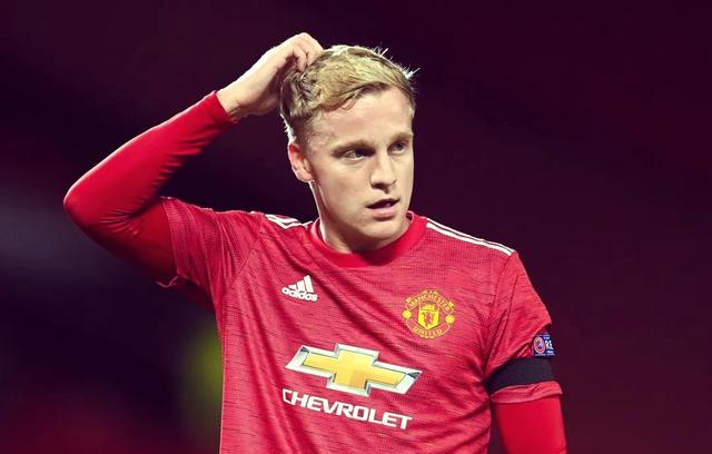 阿贾克斯士气高涨，欧冠表现令人瞩目的简单介绍