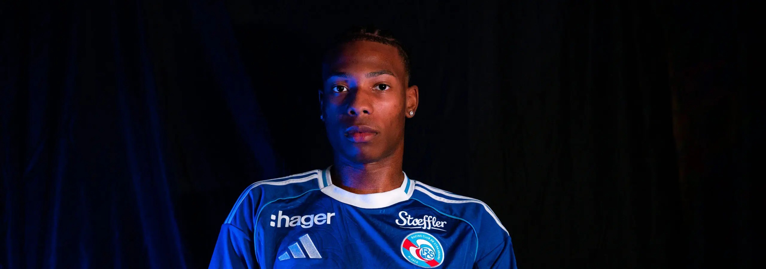 埃弗顿前锋转会加盟斯特拉斯堡