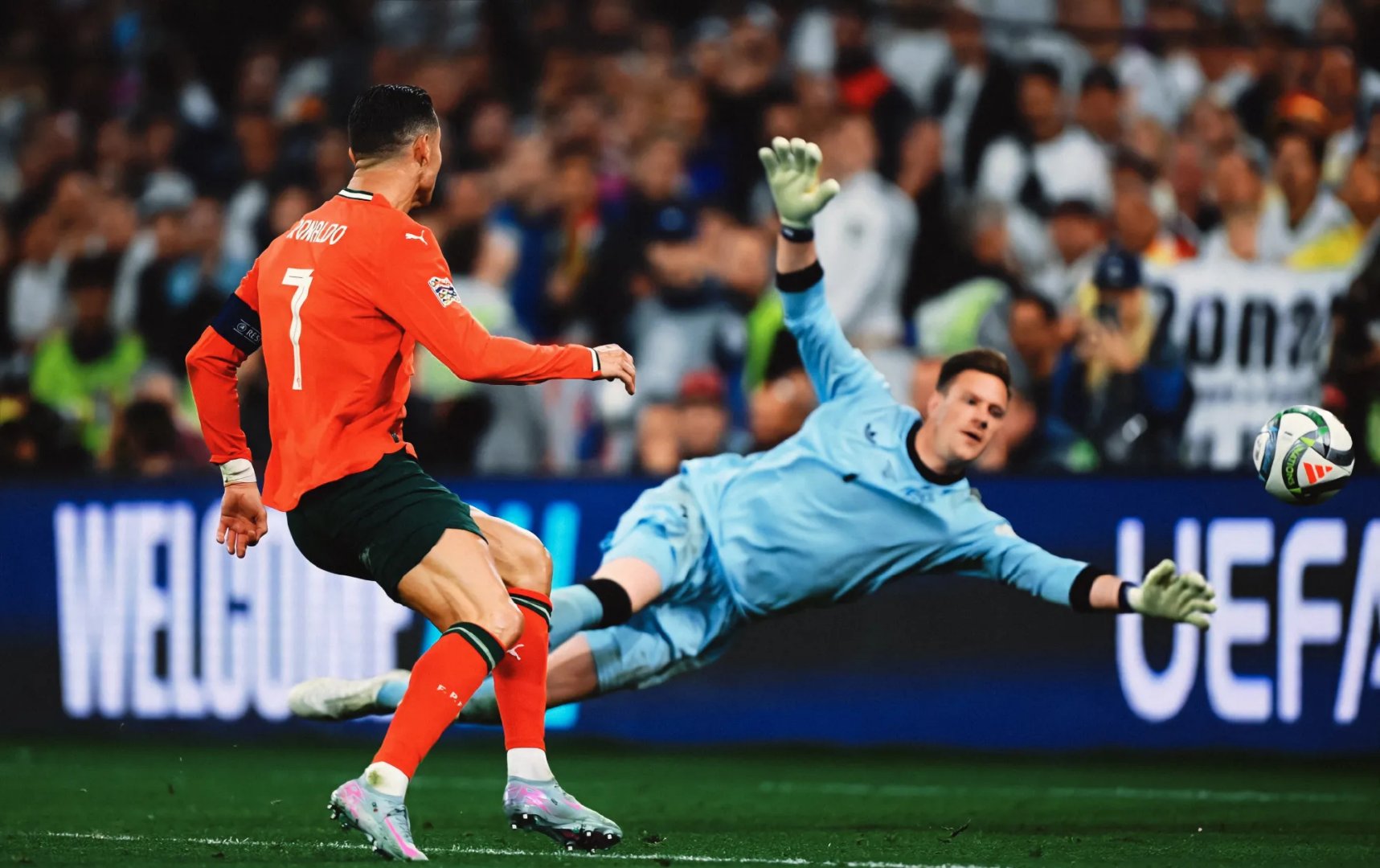 开云体育入口-前进的葡萄牙队再次获胜，土耳其队逆势崛起