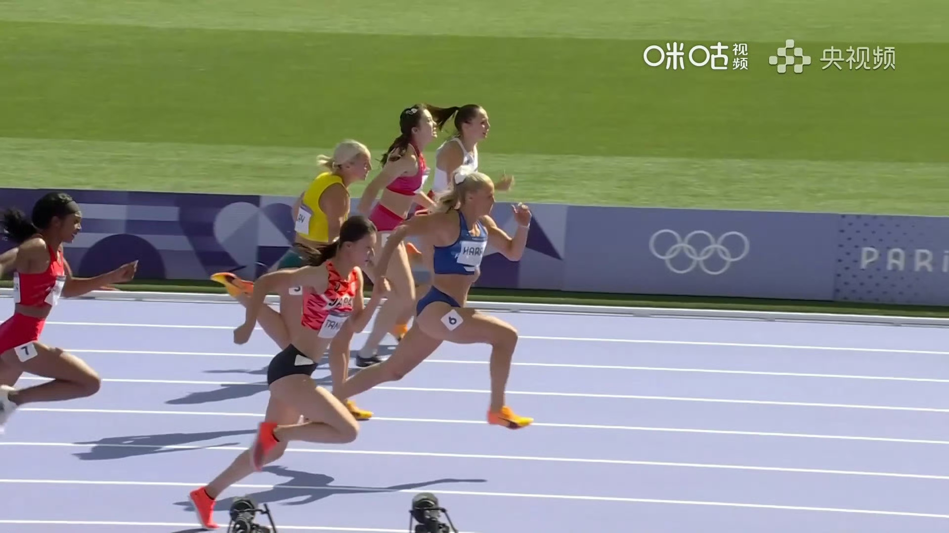 比赛最后冲刺阶段,女子团体一举夺冠的简单介绍 比赛最后冲刺阶段,女子团体一举夺冠的简单介绍